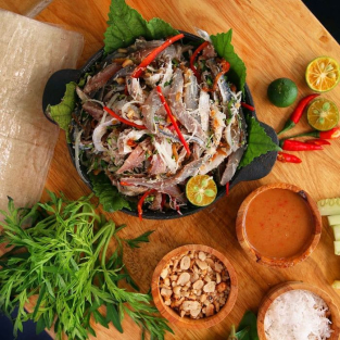 GỎI CÁ TRÍCH GÁNH KÈO