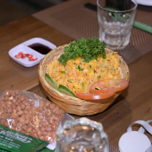 CƠM CHIÊN HẢI SẢN