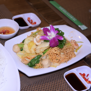 MÌ XÀO HẢI SẢN